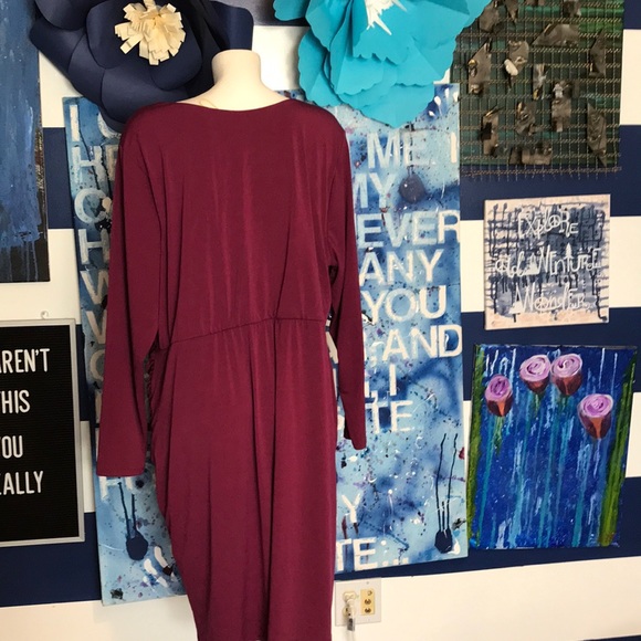 Sexy wrap front flap tummy hiding plus size dress - Picture 7 of 8